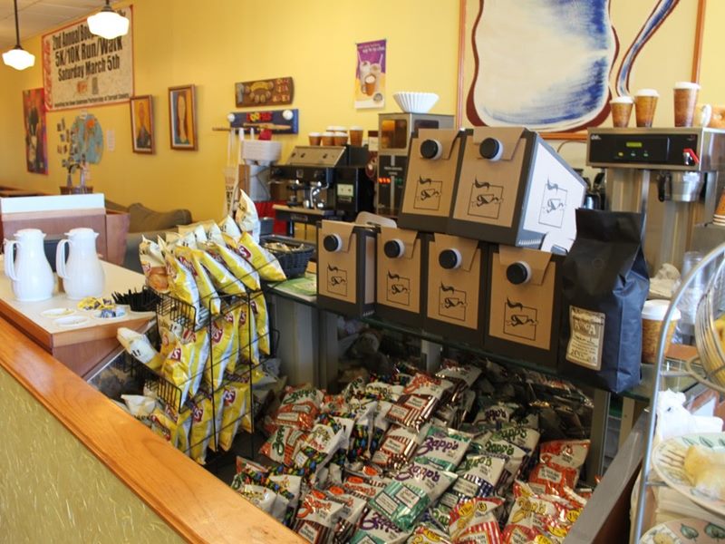 Boopa's Bagel Deli interior